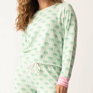PJ Salvage Peachy Party Courtside Long Sleeve Top Women's Medium Green Pink‎